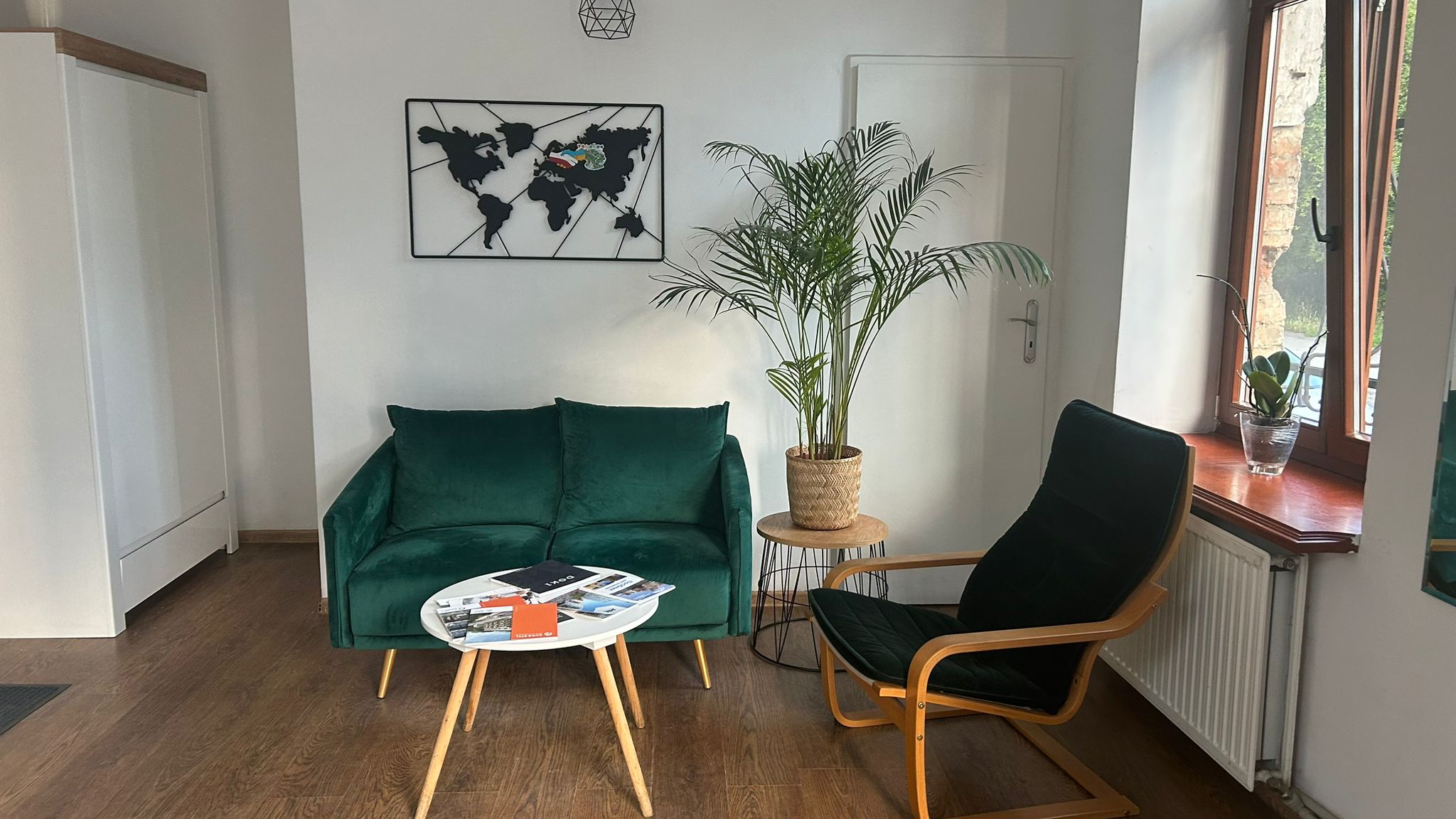 Biuro agencji nieruchomości Apart24