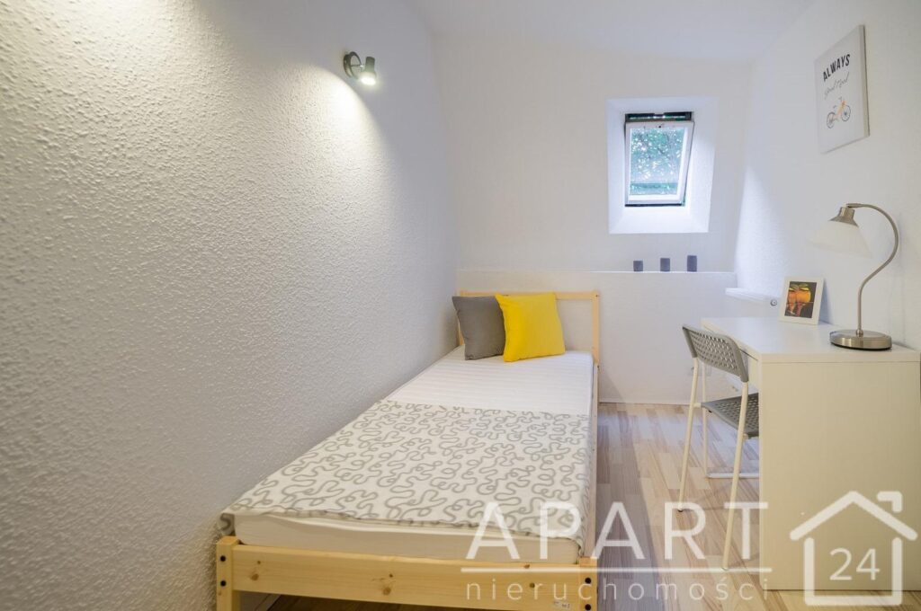 Pokój do wynajęcia, Waryńskiego 10 (pokój 8)